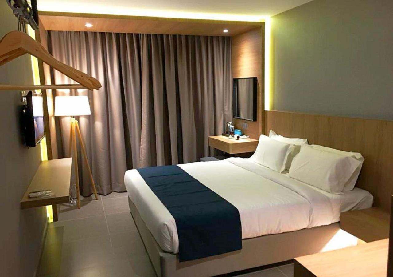 Orange Business Hotel Petaling Jaya Zewnętrze zdjęcie